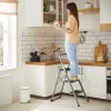 Összecsukható létra 3 lépcsőfokkal, 20 cm széles lépcsőfokok, szürke, fekete